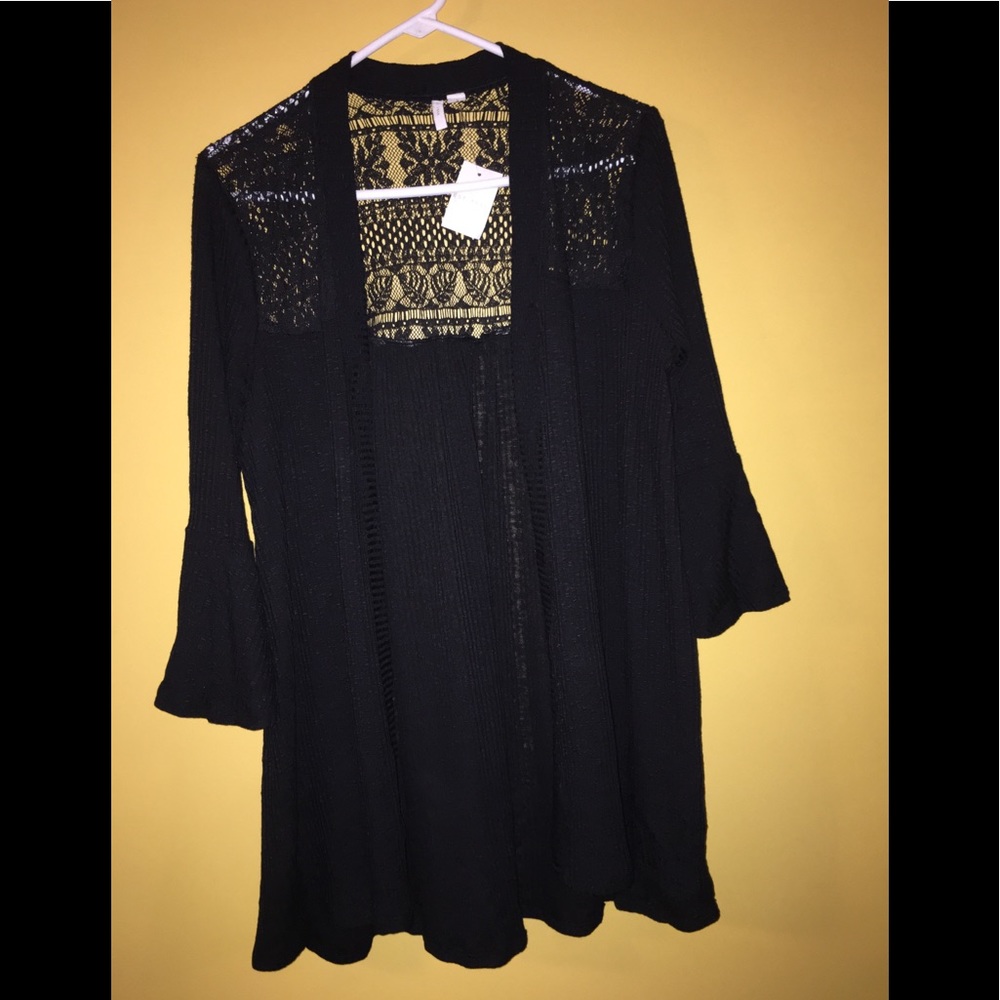 Women’s Cato black cardigan size Medium